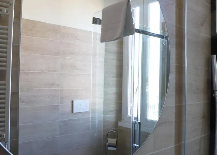 Vatican Jacuzzi House Апартаменты Рим